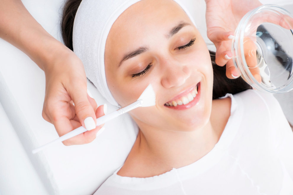 What are the Benefits of a Chemical Peel